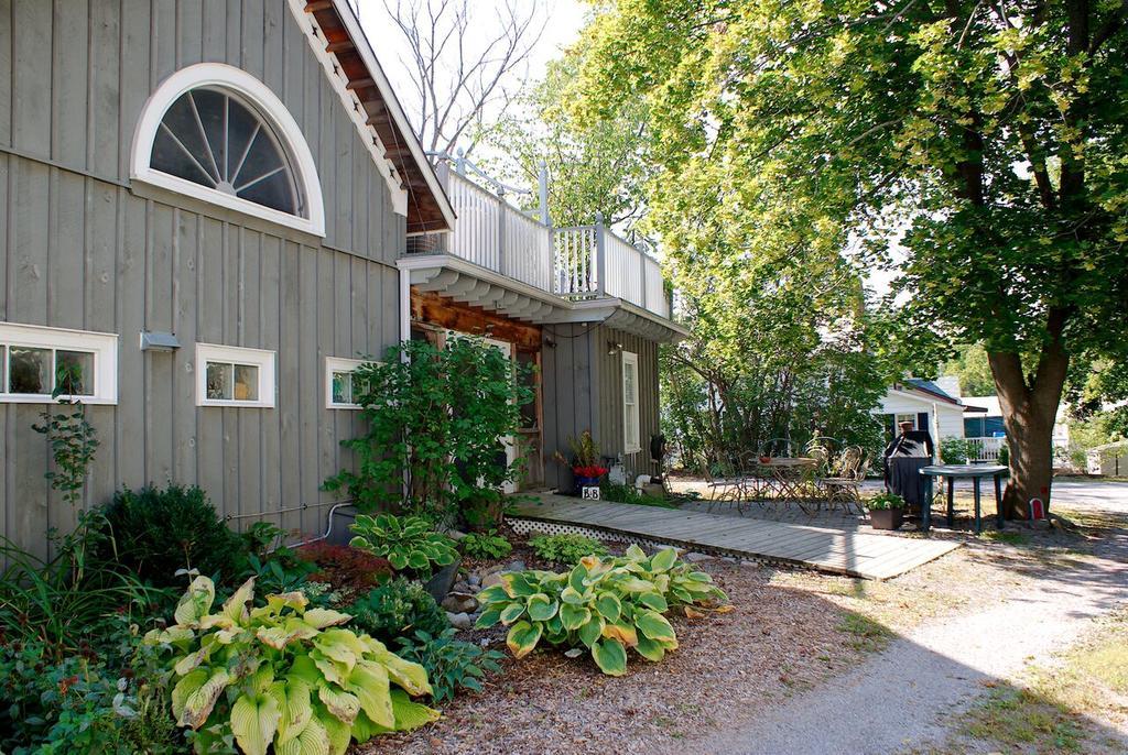 Emilyville Inn Campbellford Εξωτερικό φωτογραφία
